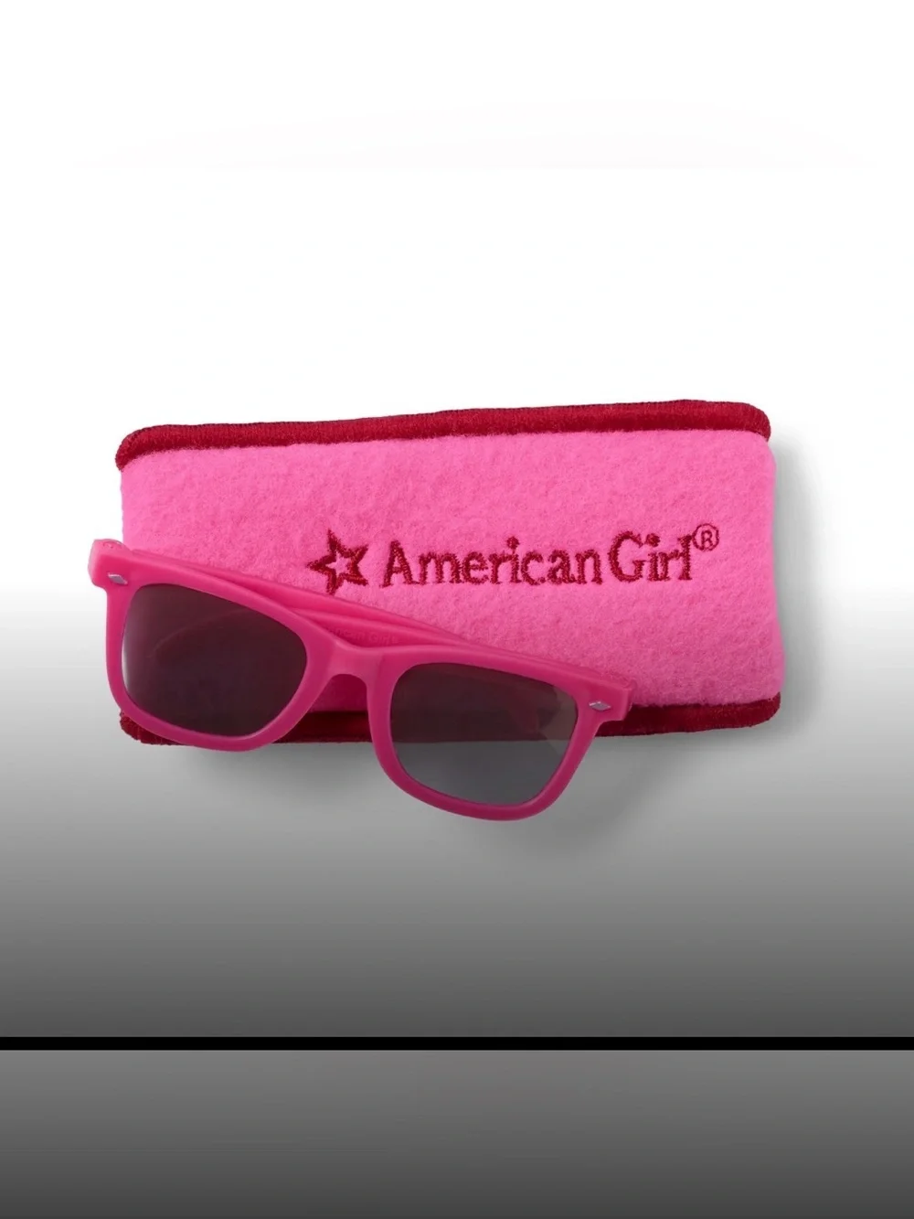 American Girl Courtney Moore Doll with Book, Meet Accessories, and Sunglasses